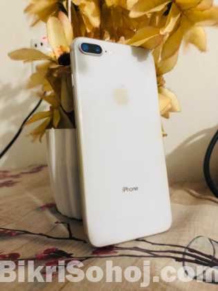 Apple iPhone 8Plus